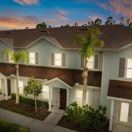 3 Bedrooms - 2 Bathrooms - West Lucaya 8982Sp